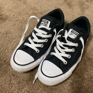 COPY - Size 6 women converse Chuck taylor